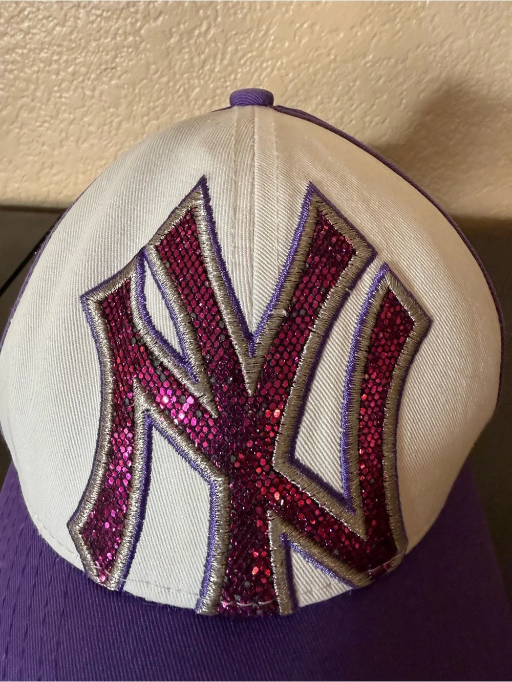 New Era NY Yankees Youth 9FORTY Purple Pink Sequin Hat